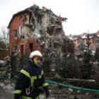 En pleines négociations de trêve, une pluie de 340 projectiles russes vise un secteur névralgique en Ukraine.