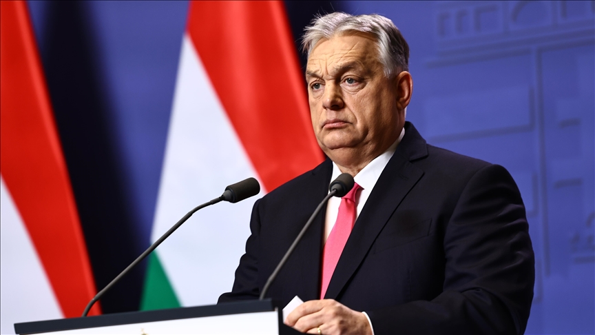 Privée de pétrole, la Hongrie suspend son aide à l’Ukraine et prépare un veto décisif contre l’Union européenne