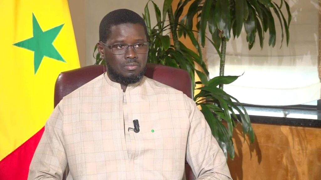 Le président Bassirou Diomaye Faye rend hommage aux femme