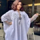 Ya Awa s’affiche avec cette tenue majestueuse qui capte l’attention sans en faire trop