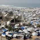 la cible de ces nouvelles frappes israéliennes nocturnes fragilise les efforts de médiation.