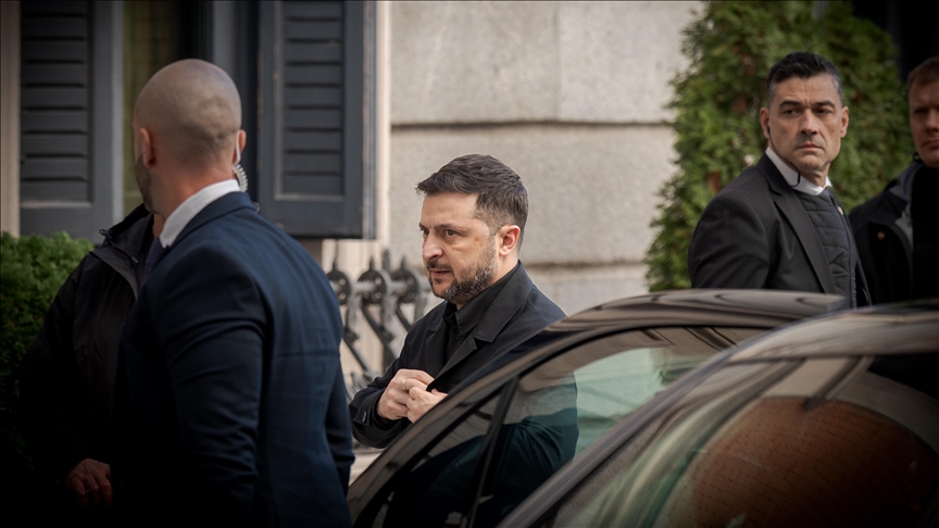 alors qu’il dément l’acquisition d’armes nucléaires, Zelensky formule un souhait très clair à ses alliés.