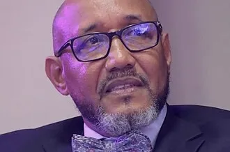 la condition légale que Charles Faye demande d’effacer du Code pénal