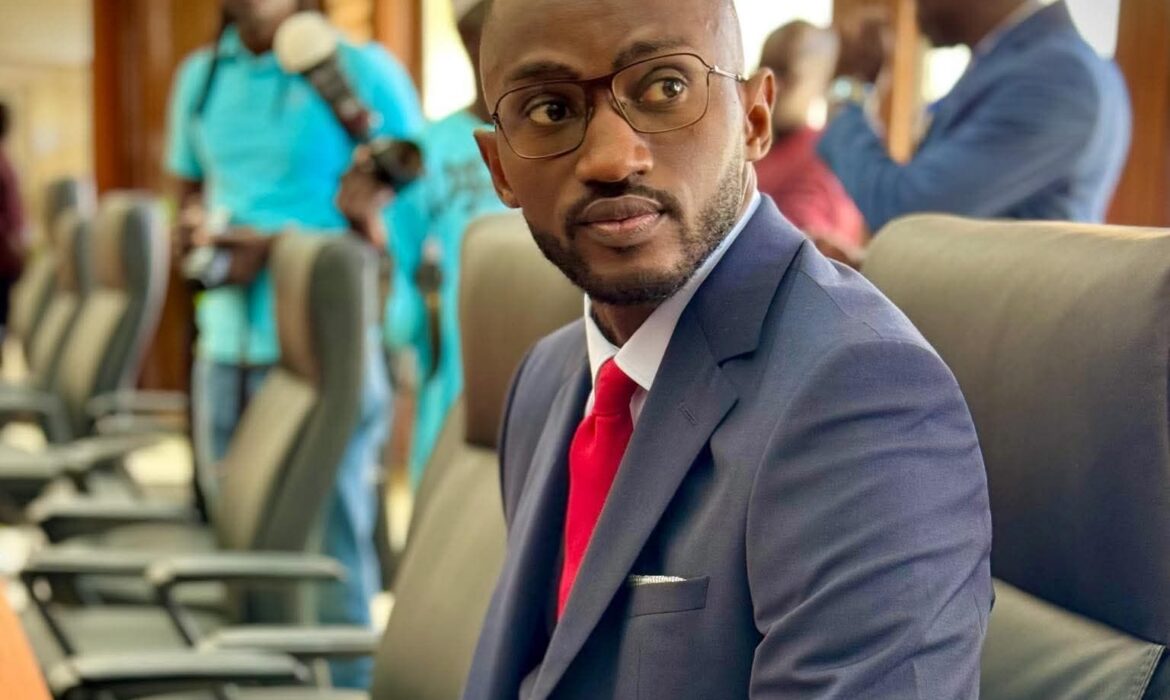 Le limogeage de Bassirou Kébé attise les conflits internes