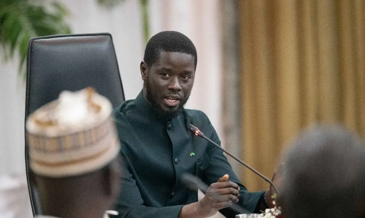 le geste fort du Président Diomaye en faveur de 16 000 agents de l’État