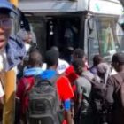 Un mécène affrète un bus pour leur retour au Baol (Senego TV)