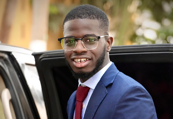 « Toujours pas assez courageux pour assumer un débat public sur un sujet qui semble pourtant t’obséder ? »