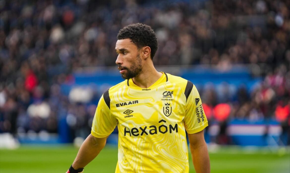 Yehvann Diouf écarté, Maxime Dupé installé dans les buts ?