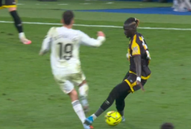 Pathé Ciss exclut contre le Real Madrid (vidéo)