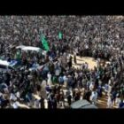 des milliers de personnes à l’enterrement du fils de Kadhafi