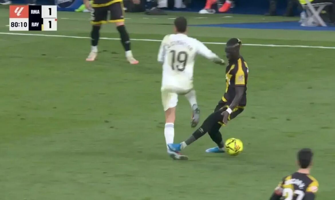 le message classe de Pathé Ciss après son expulsion lors de Real Madrid-Rayo Vallecano