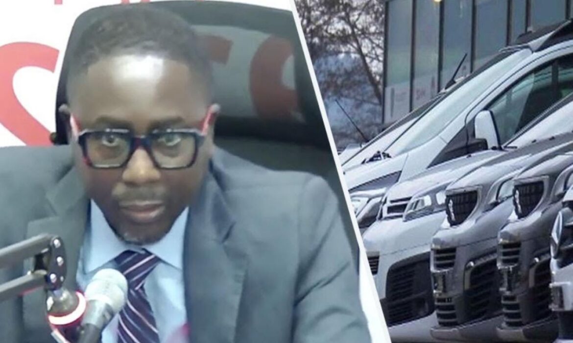 retrait de quatre véhicules, Pape Alé Niang assume et parle de « moyens du bord »