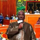 la curieuse demande de Farba Ngom