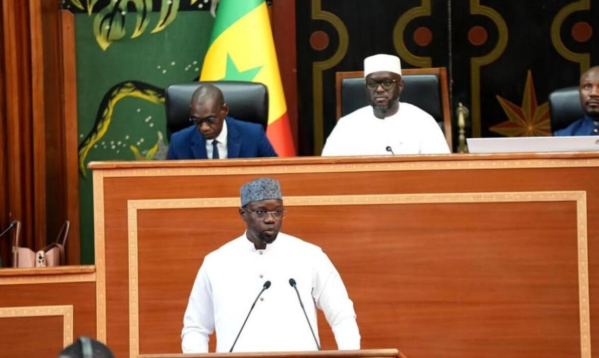 Ousmane Sonko annonce l&rsquo;installation d&rsquo;un commissariat et une délocalisation partielle