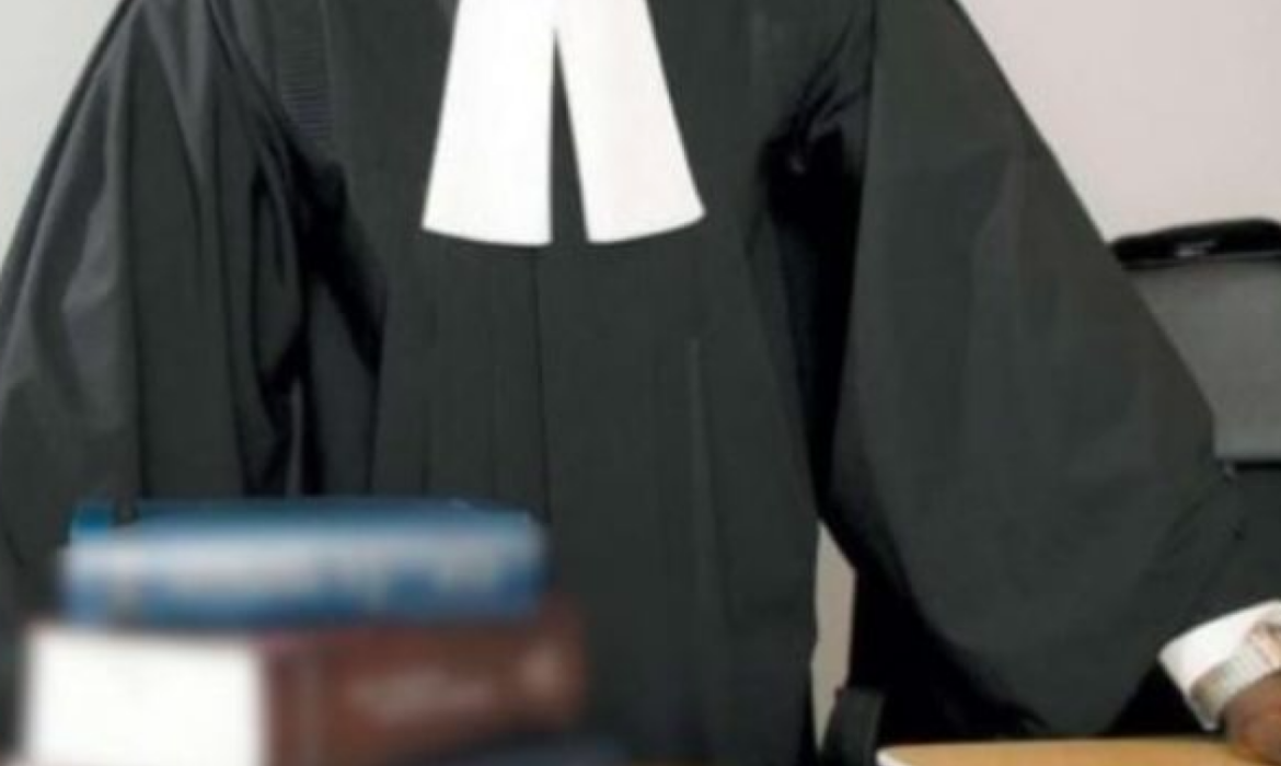 Comment un « faux juge », une ASP du Parquet et leurs complices ont dépouillé un proche d&rsquo;un détenu