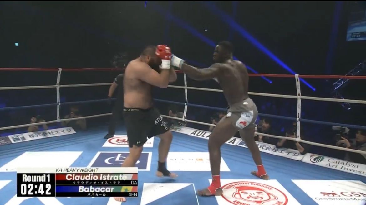 Un coup fatal ! Regardez le KO subi par Thiatou Yoff face à Claudio Istrate (Vidéo)