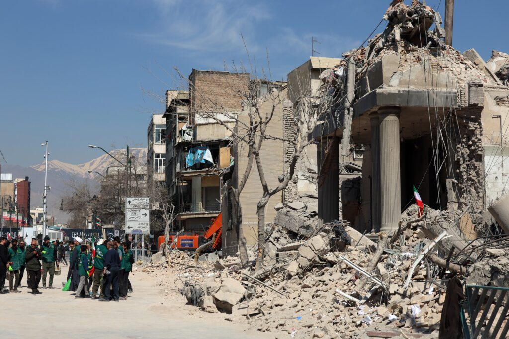 les autorités annoncent une décision logistique majeure pour les obsèques d’Ali Khamenei