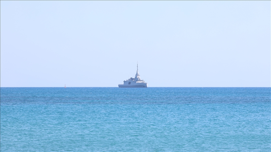 trois puissances européennes déploient un arsenal massif vers cette île