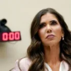 Donald Trump acte le premier remaniement de son second mandat aux États-Unis en ciblant la Sécurité intérieure