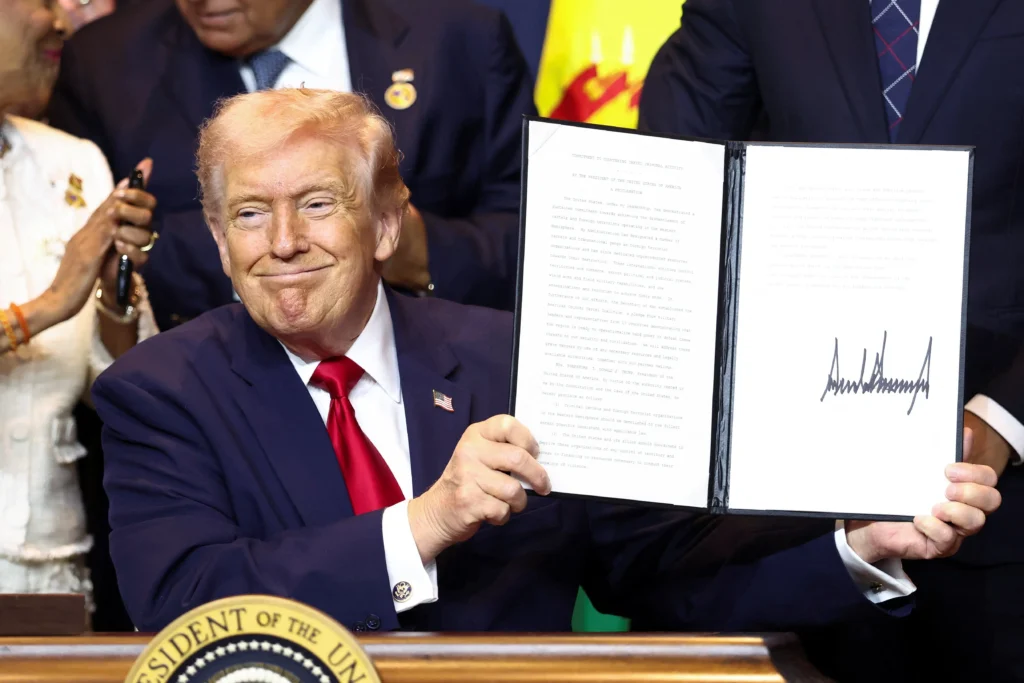 Donald Trump dévoile sa coalition anti-drogue et fixe une ligne rouge concernant une infrastructure clé
