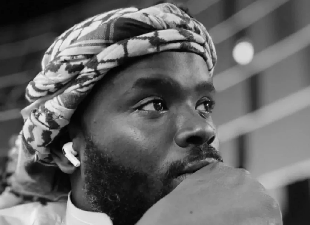 Arrêté à Sacré-Cœur, le 40e suspect du réseau de mœurs passe aux aveux et éclabousse un célèbre animateur