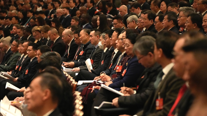 les résolutions entérinées par l’organe consultatif devant Xi Jinping