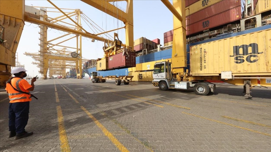 le message d’urgence envoyé par le capitaine d’un porte-conteneurs