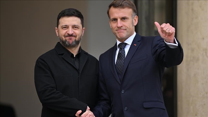 Zelensky arrive à Paris avec une proposition inédite de Washington pour le mois de mars