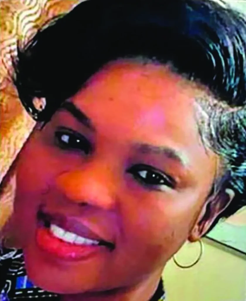 des crises en détention forcent le transfert de l’ex-comptable vers une unité spécialisée