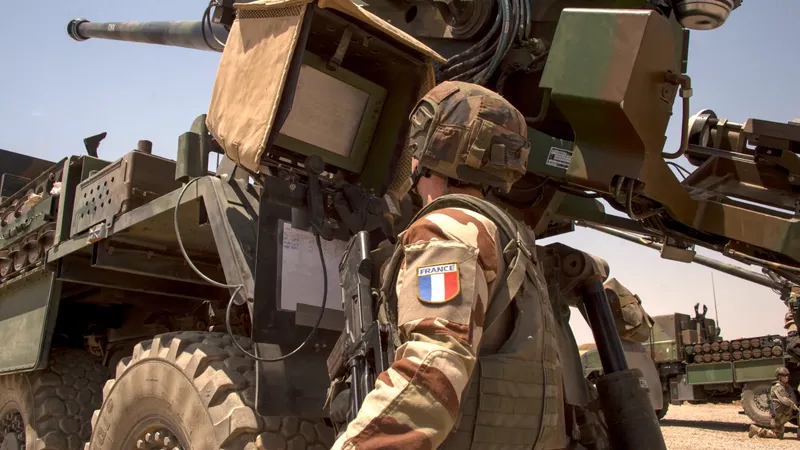 l’armée française essuie ses premières pertes dans le conflit régional