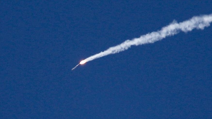 Riyad repousse une offensive nocturne et dévoile le bilan total des drones interceptés.