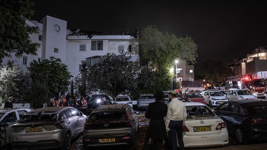 l’armée israélienne active ses défenses et envoie une injonction aux habitants