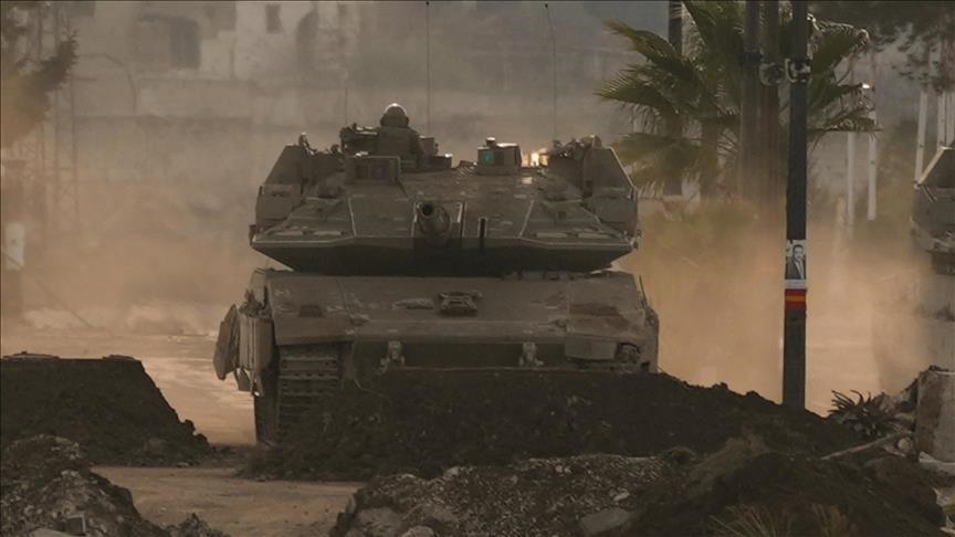 l’armée israélienne avance ses troupes et dresse un campement dans un secteur clé.