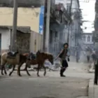 Face aux pénuries extrêmes qui frappent Cuba, la colère populaire se retourne contre ce puissant symbole du régime
