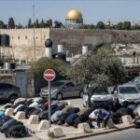 le blocus d’Al-Aqsa pousse des centaines de fidèles à manifester devant cette ambassade