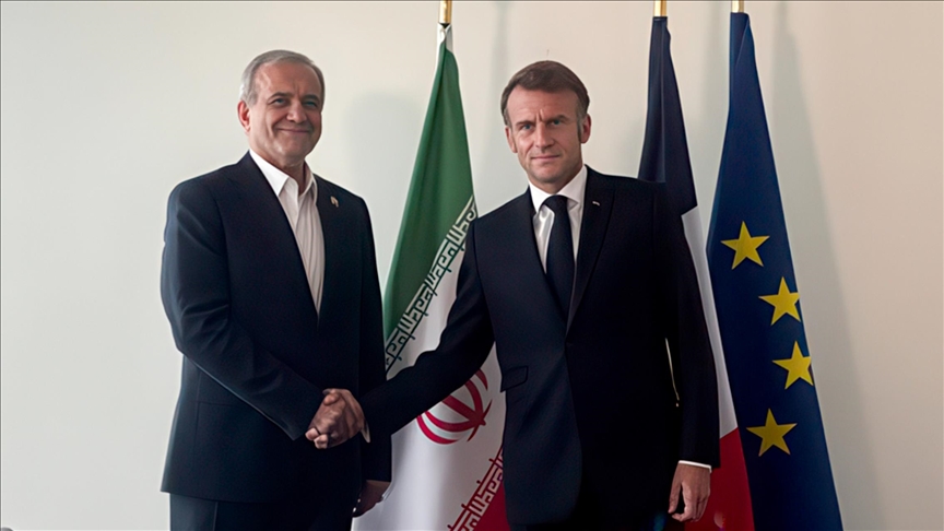 Au téléphone avec Emmanuel Macron, le président iranien désigne les plateformes de lancement des frappes américaines