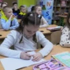 pour protéger 20 000 élèves des frappes russes, Kharkiv réaffecte ce vaste réseau souterrain