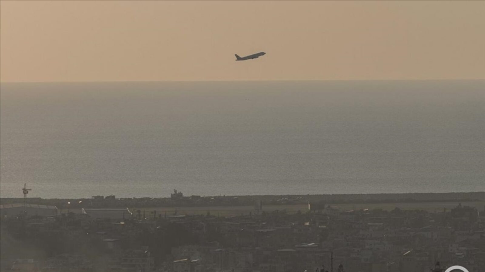 l’aviation civile des Émirats arabes unis décrète une mesure d’urgence absolue