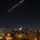 la nouvelle offensive balistique iranienne force cette ville israélienne à déclencher l’alerte