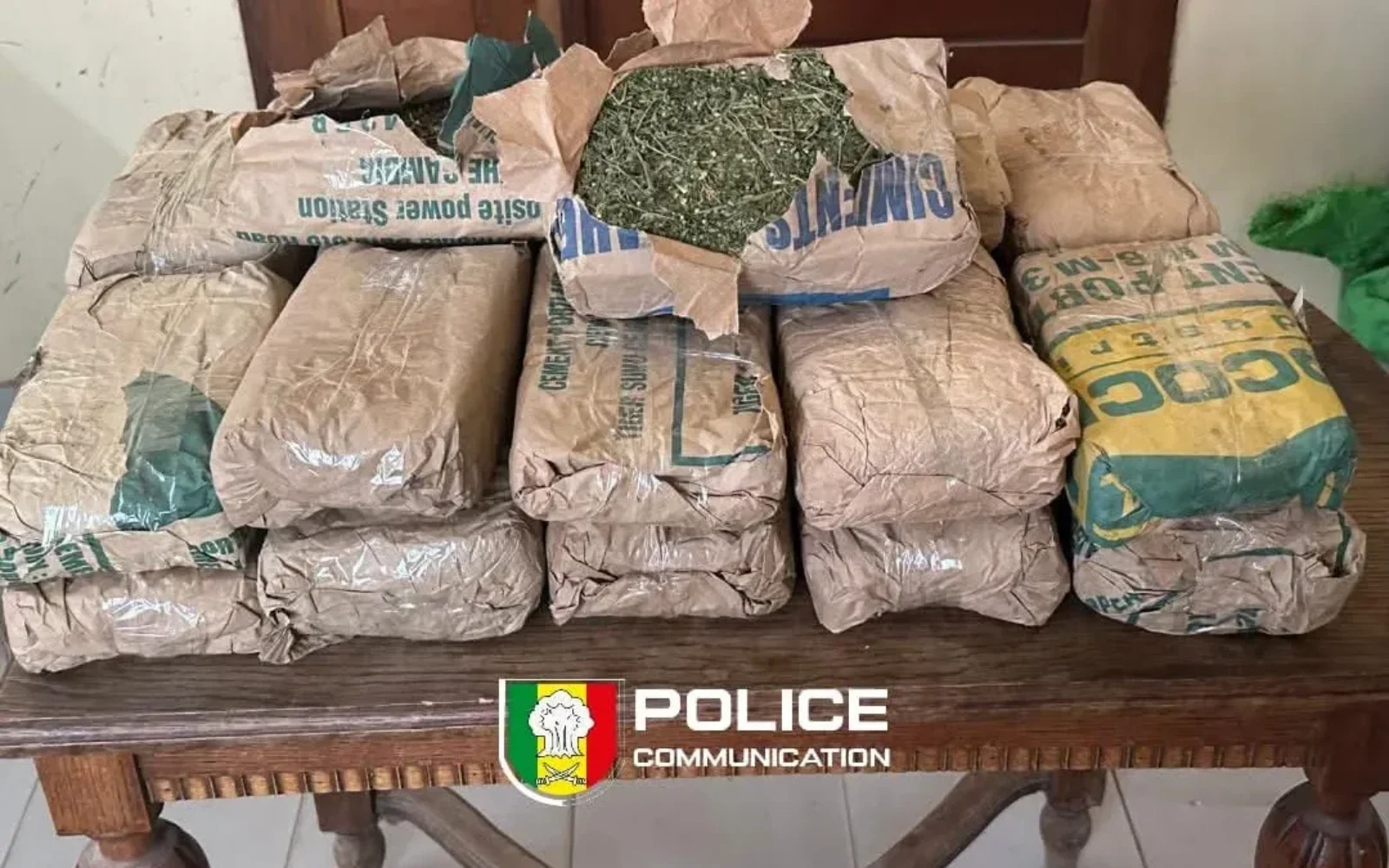 Un refus d’obtempérer mène à la saisie de 23 kg de chanvre, deux suspects en fuite