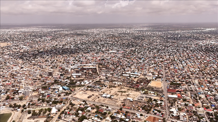 Accusant Mogadiscio d’armer des milices, cet État régional somalien suspend toute coopération avec le pouvoir central.