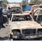 la destruction de 18 véhicules aggravée par un blocage inattendu des voies d’accès.