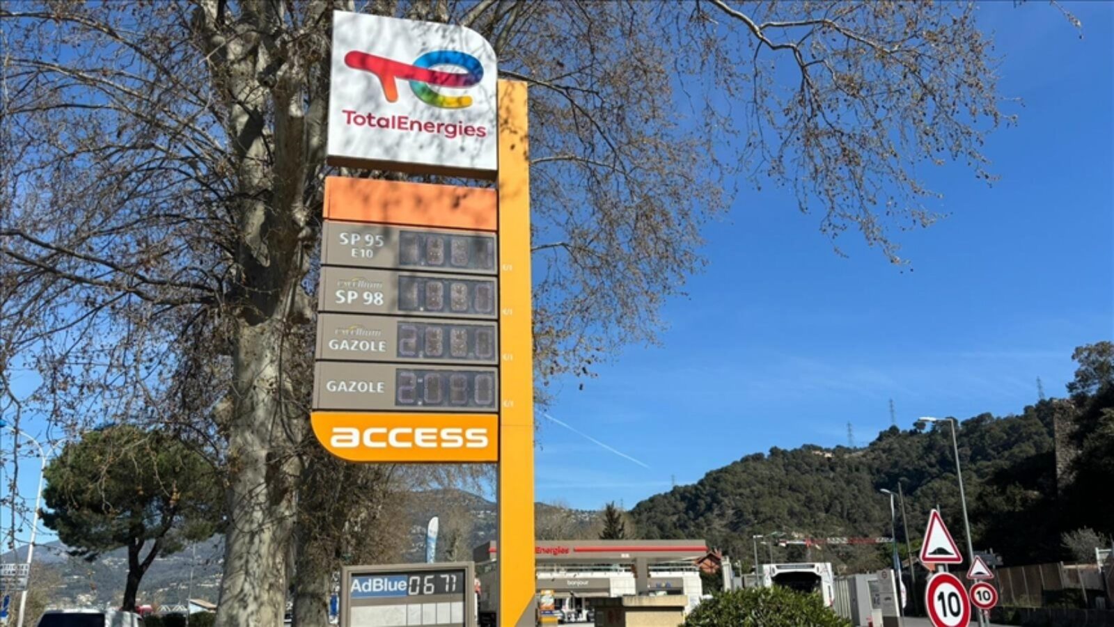 la condition posée par Emmanuel Macron pour intervenir dans le détroit d’Ormuz