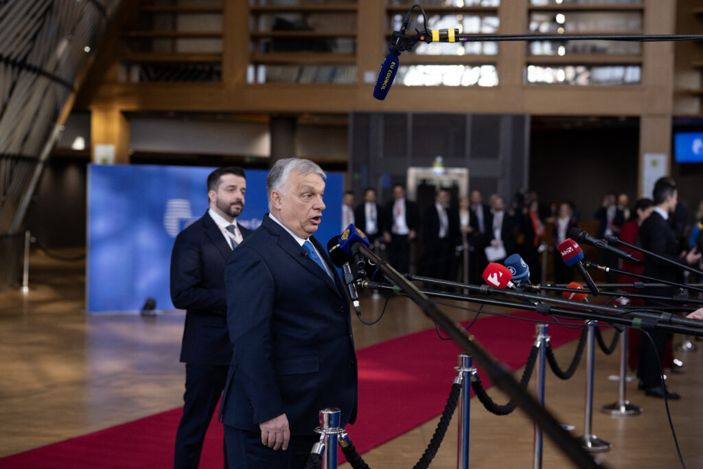 L’Union européenne accule la Hongrie pour débloquer l’aide à l’Ukraine paralysée par un litige d’infrastructure