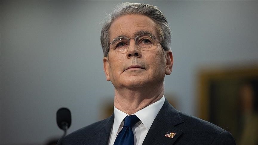 la mesure paradoxale envisagée par les États-Unis sur le pétrole iranien.