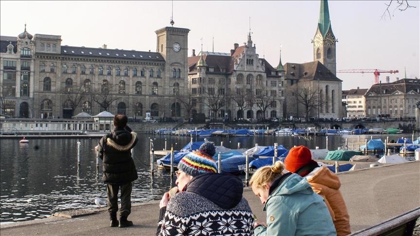 la parade monétaire de la Suisse qui l’expose aux sanctions de Washington