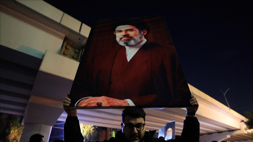 Face aux doutes sur le nouveau guide suprême iranien, l’ambassadeur à Paris livre une justification singulière