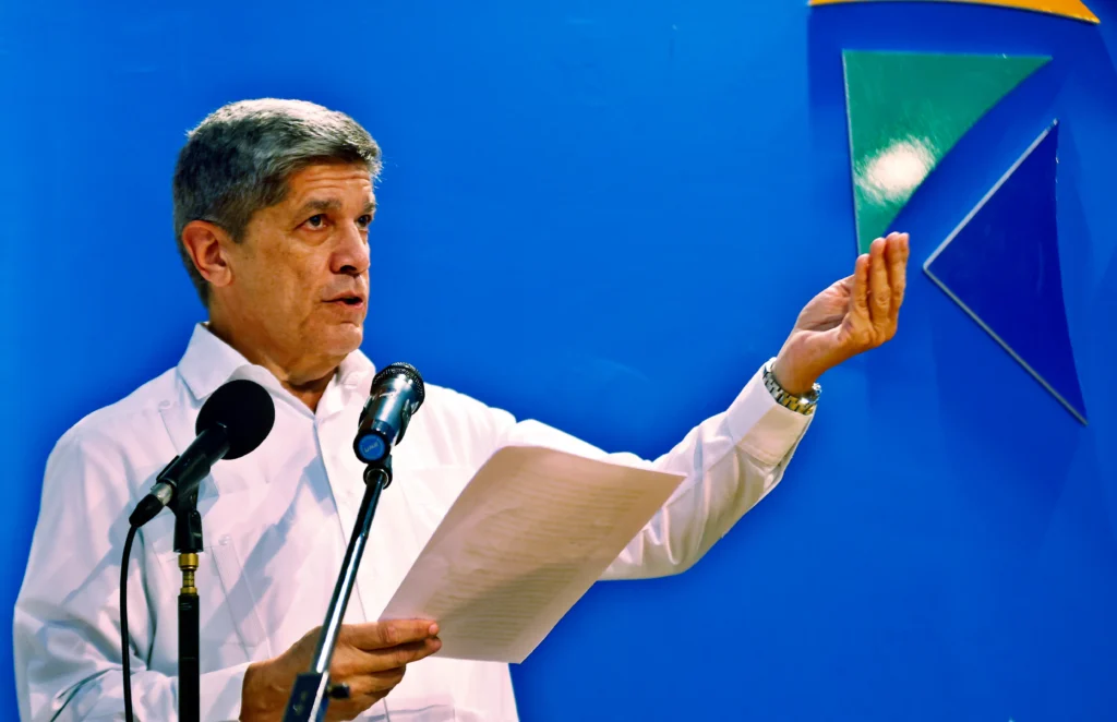 l’exigence de Donald Trump que Cuba refuse catégoriquement de mettre sur la table