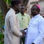 Ousmane Sonko en visite de courtoisie chez Monseigneur Jean-Baptiste Valter Manga