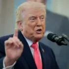 Donald Trump revendique des pourparlers en cours et mentionne un « très gros cadeau » de Téhéran